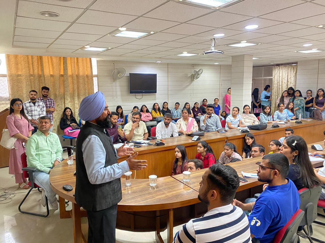 "Retired IFS officer Hardeep Singh Kingra delivers lecture on 'Agro Entrepreneurship: Careers in Health and Wellbeing' at Punjabi University"